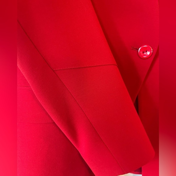 Santorelli Red Blazer Modern Structured Design - Picture 7 of 7
